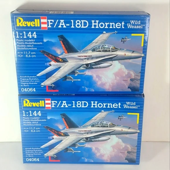 2 Jet F/A-18D Hornet Lot - 1:144 Scale Level 3 Skill - Picture 1 of 4